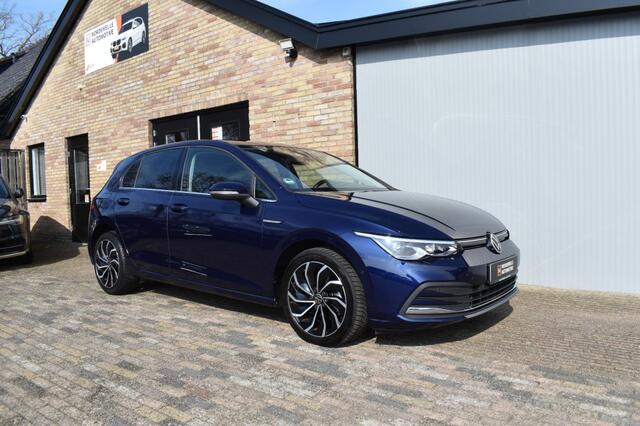 Volkswagen GOLF 1.5 TSI STYLE, Xenon, ACC, Alcantara, Apple Carplay