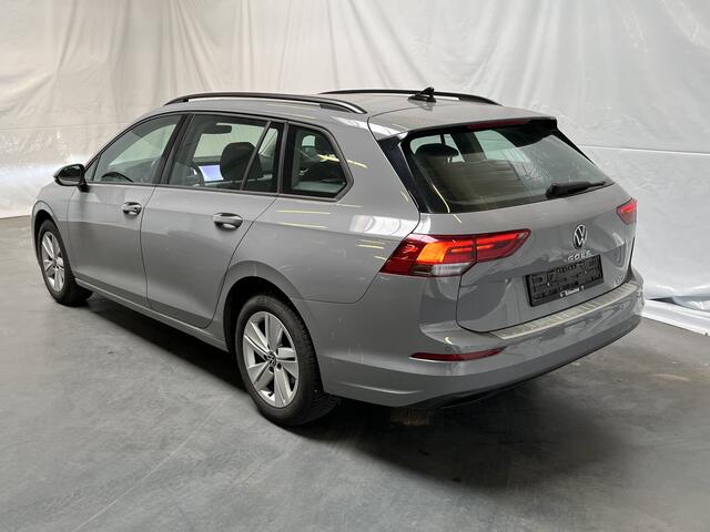 Volkswagen GOLF Variant 1.0 eTSI Life / AUTOMAAT/ ADAPT. CRUISE/ LED/ DIGITAL DASH/ PARK. SENSOREN/ CLIMA 3-ZONE/ NAVI/ BLUETOOTH/ APP-CONNECT/ 16" LMV