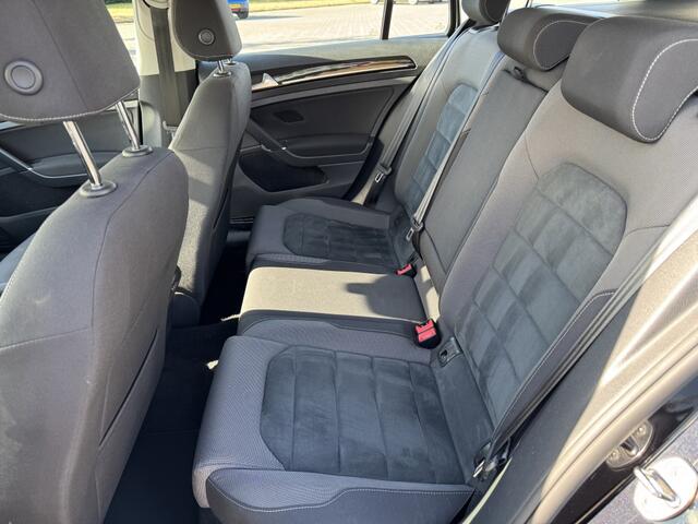 Volkswagen GOLF 1.5 TSI HL Bns R