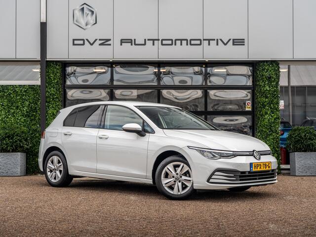 Volkswagen GOLF 8 1.5 TSI 130PK Life | Ambient | Carplay | Lounge |