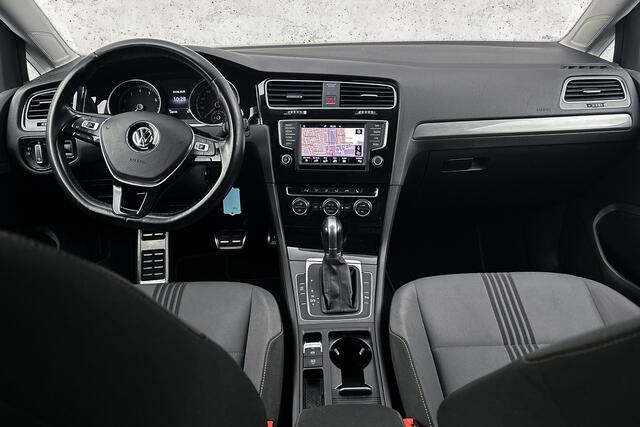 Volkswagen GOLF Variant 1.2 TSI | Automaat | Camera | Cruise control | Parkeersensoren