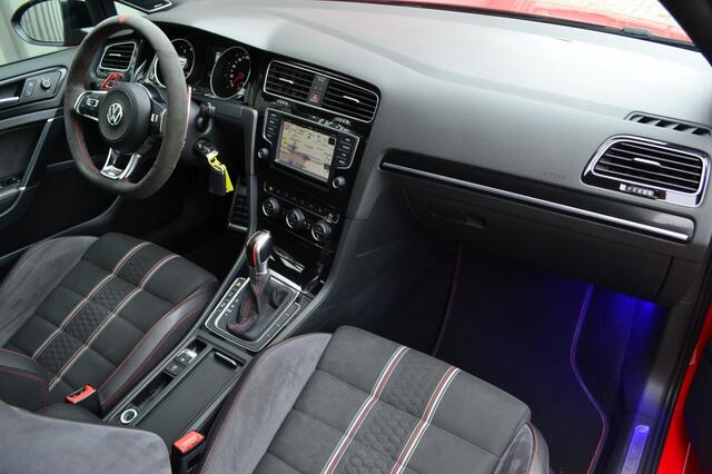 Volkswagen GOLF 2.0 TSI GTI Clubsport 265PK Dynaudio/ACC/LED