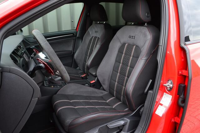 Volkswagen GOLF 2.0 TSI GTI Clubsport 265PK Dynaudio/ACC/LED