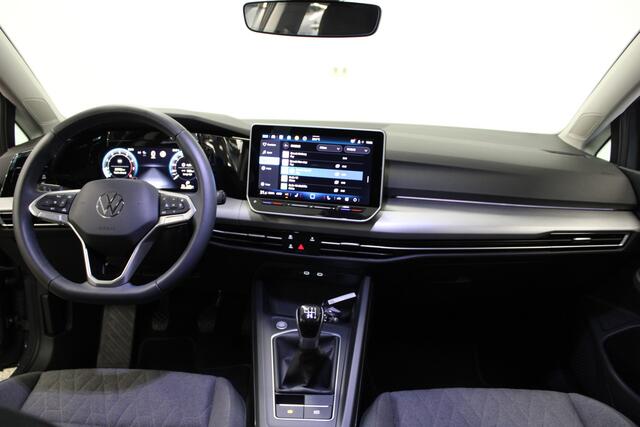 Volkswagen GOLF 1.5 TSI Life Edition