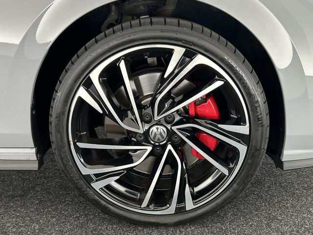 Volkswagen GOLF 1.4 245pk eHybrid GTE Head-Up Mistlampen Camera Virtual Cockpit Navigatie