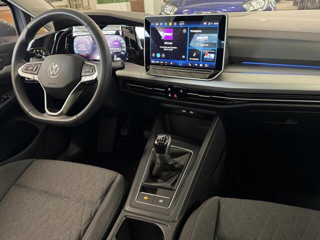 Volkswagen GOLF 1.5 TSI Life | Handgeschakeld | Stuur/Stoelverwarming | Carplay | ACC | Clima | ( Vesteging - Nieuwegein )
