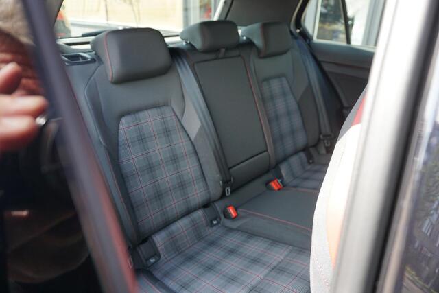 Volkswagen GOLF 2.0 TSI GTI | IQ | 18 inch