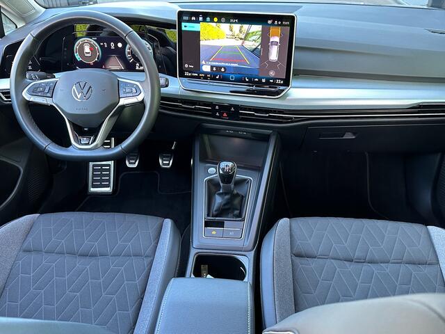 Volkswagen GOLF Variant 1.5 TSI 150pk Goal | Trekhaak | Camera | Dode hoek | Rijklaar incl. garantie