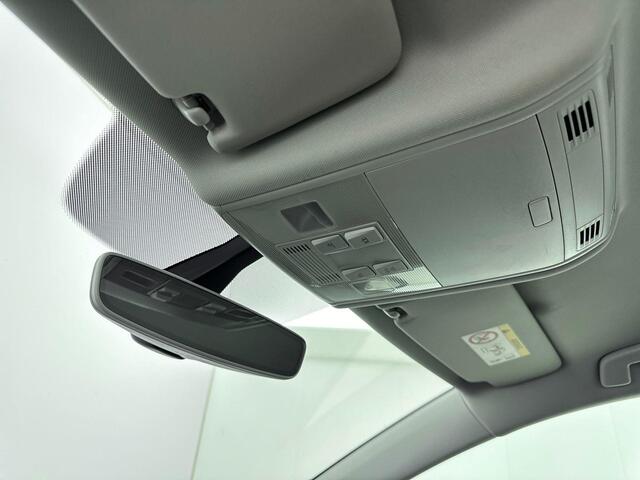 Volkswagen GOLF 1.0 TSI Comfortline | Navi | Stoelverwarming | Climate control | Parkpilot | Cruise control |