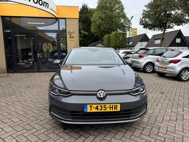 Volkswagen GOLF 1.5 eTSI R-Line Climate Control Navi Carplay