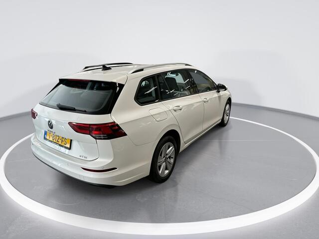 Volkswagen GOLF Variant 1.0 eTSI 110pk DSG Life · Camera · Elek.Trekhaak · Apple/Android Car Play · Navigatie · Sfeerverlichtiing · 16'' Inch · Garantie t/m 08-06-2027 of 100.000km