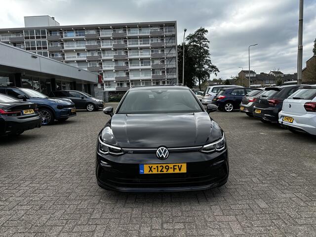 Volkswagen GOLF 1.5 eTSI R-Line Lmv Adcruise Pdc Applecarplay Navi Acamera Automaat Stoelverwarming Stuurverwarming