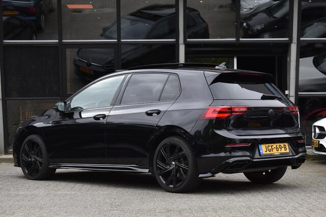 Volkswagen GOLF 1.5 eTSI R-Line Business+ Pano Lane ACC Stuurvw Sfeer