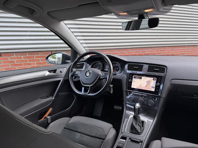 Volkswagen GOLF 1.5 TSI Comfortline Business | Automaat | Trekhaak | Stoelverw | Apple Carplay/Android Auto |