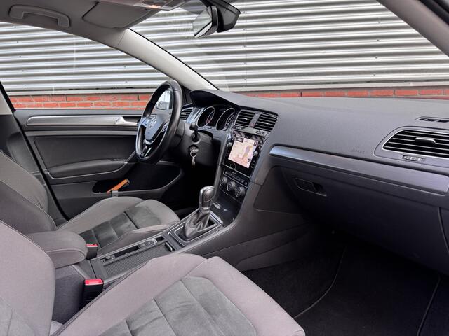 Volkswagen GOLF 1.5 TSI Comfortline Business | Automaat | Trekhaak | Stoelverw | Apple Carplay/Android Auto |
