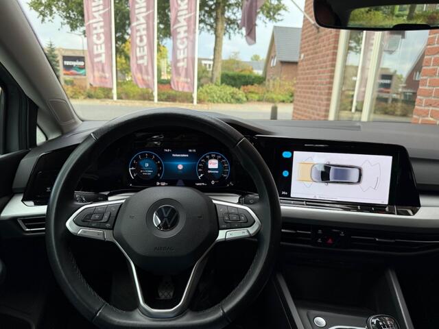 Volkswagen GOLF 1.0 TSI Life DIGI DASH / ADDAPT.CRUISE / LED / PDC / CARPLAY / D