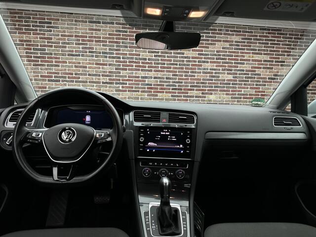 Volkswagen GOLF 1.0 TSI Highline DSG Camera Stoelvrwm Led