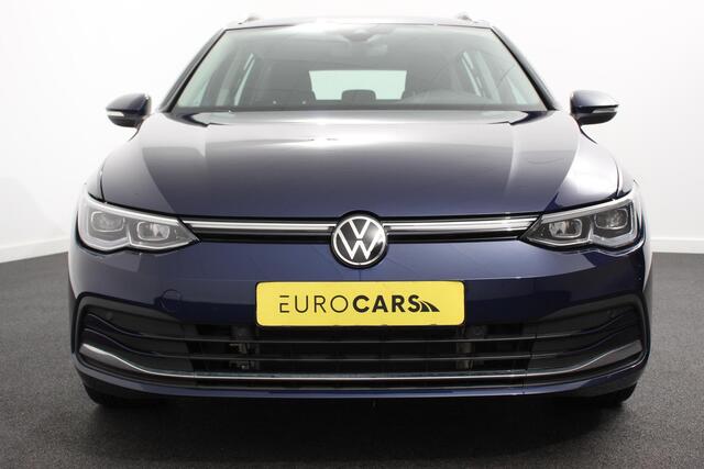 Volkswagen GOLF Variant 1.5 eTSI 150pk DSG Style | Navigatie | Apple Carplay/Android Auto | Climate Control | Camera | Parkeersensoren | Park Assist | Adaptive Cruise control | Wegklapbare trekhaak | Stoel- en stuurverwarming | Climatronic | Virtual Cockpit