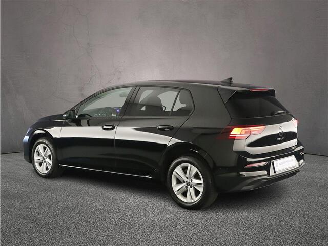 Volkswagen GOLF Life Edition 1.5 eTSI 115pk DSG Automaat Adaptive cruise control, Stoelverwarming, LED koplampen, Parkeersensoren, App connect, Stuurwiel verwarmd