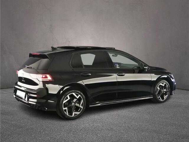 Volkswagen GOLF R-Line Edition 1.5 eTSI 150pk DSG Automaat Panoramadak, Harman Kardon audio, Adaptive cruise control, Achteruitrijcamera, LED matrix koplampen