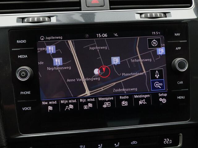 Volkswagen GOLF 1.0 TSi 115 Pk Comfortline | Trekhaak | Adaptive Cruise | Carplay | Navigatiesysteem | Climate Control | LED | Parkeersensoren | 17 Inch | 43.126 Km