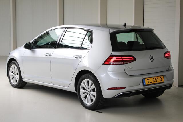Volkswagen GOLF 1.0 TSI Comfortline Navigatie | Automatische Airco | lichtmetalen velgen | Parkeersensoren