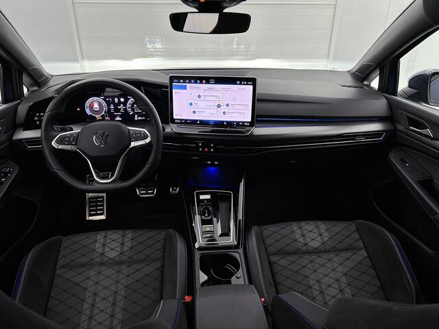 Volkswagen GOLF 1.5 eTSI R-Line Edition