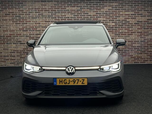 Volkswagen GOLF 2.0 TSI GTI 45 Jahre Akrapovic Panorama Camera IQ