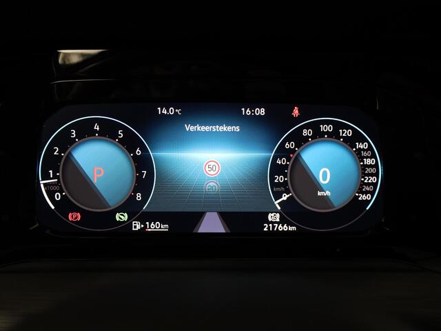 Volkswagen GOLF 1.5 eTSI Style 130 pk Automaat (DSG) | Navigatie | Panoramadak | Parkeersensoren | Adaptieve cruise control | Stoelverwarming |