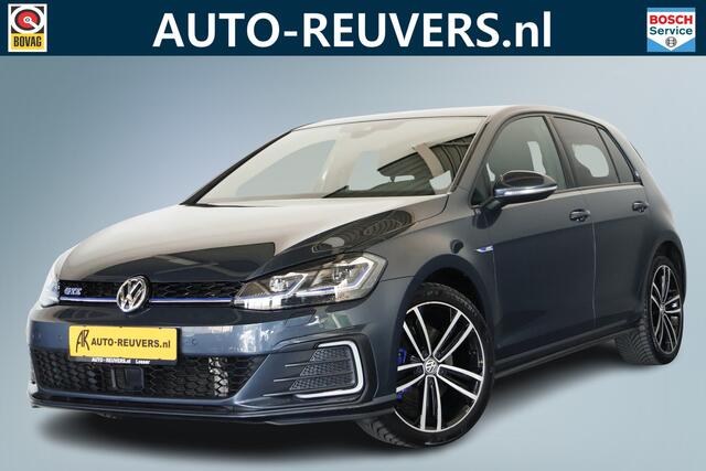 Volkswagen GOLF 1.4 eHybrid GTE / LED / ACC / CarPlay / Standkachel / Navi