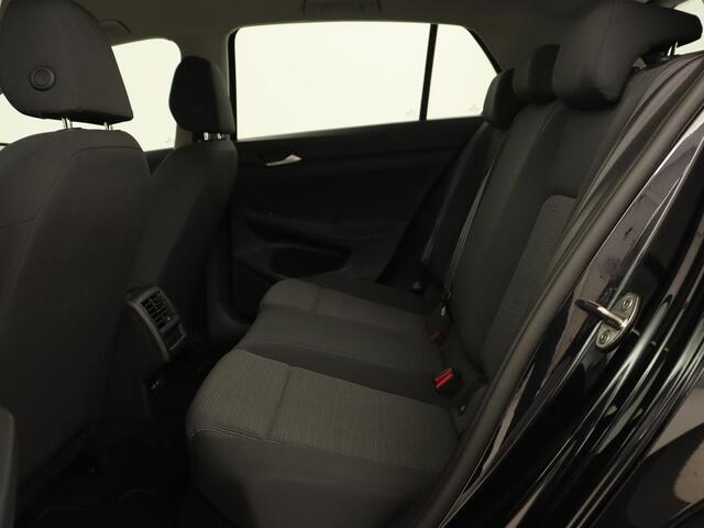 Volkswagen GOLF 1.0 TSI | Carplay | Trekhaak | Full LED | Climate control | Digital Cockpit | Speedlimiter | Bluetooth | Lichtsensor