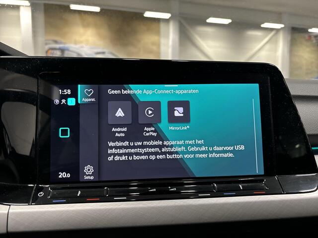 Volkswagen GOLF 1.0 TSI 110pk Life · Apple/Android Car Play · Navigatie · P-Sensoren · Sfeerverlichting · Getint Glas · 16'' Inch · Garantie t/m 03-07-2027 of 100.000km