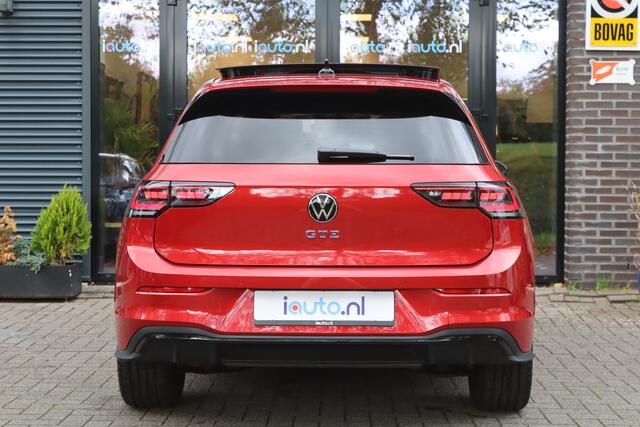 Volkswagen GOLF 1.5 eHybrid 272pk GTE Black Style Pano/IQ.Light/360camera/Head-up/DCC/Keyless/Dodehoek/Trekhaak wegkl.