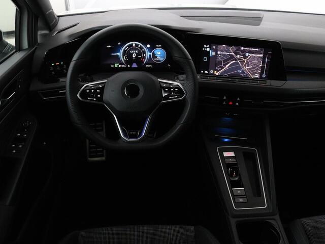 Volkswagen GOLF 1.4 eHybrid GTE | Camera | Adaptive cruise | Carplay | Navigatie | Sportstoelen | Full LED | Sfeerverlichting | PHEV