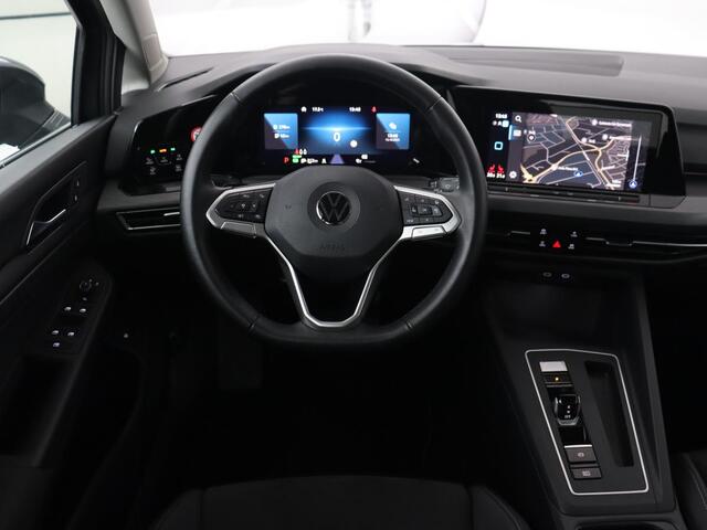 Volkswagen GOLF 1.4 eHybrid Style | Trekhaak | Stoelverwarming | Massage | Carplay | Memory | Navigatie | Adaptive cruise | Full LED | Parkeerhulp | Sfeerverlichting | PHEV | Plug In