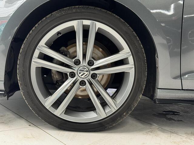 Volkswagen GOLF Variant 1.5 TSI Highline Business R | Navi | Camera | Adaptief cruis control |