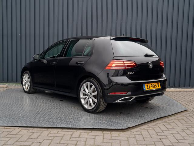Volkswagen GOLF 1.5 TSI Highline Business | Groot navi | Virtual Cockpit | Adapt. cr. | Camera | Stoel & Stuur verw. | Prijs Rijklaar!!