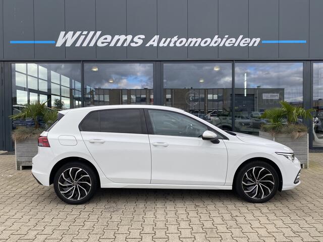 Volkswagen GOLF 1.4 eHybrid Style Adaptive Cruise Control , App connect
