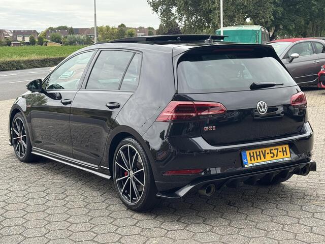 Volkswagen GOLF 2.0 TSI GTI TCR AKRA | PANO | NAVI | VIRTUAL | DYNAUDIO | BOVAG !