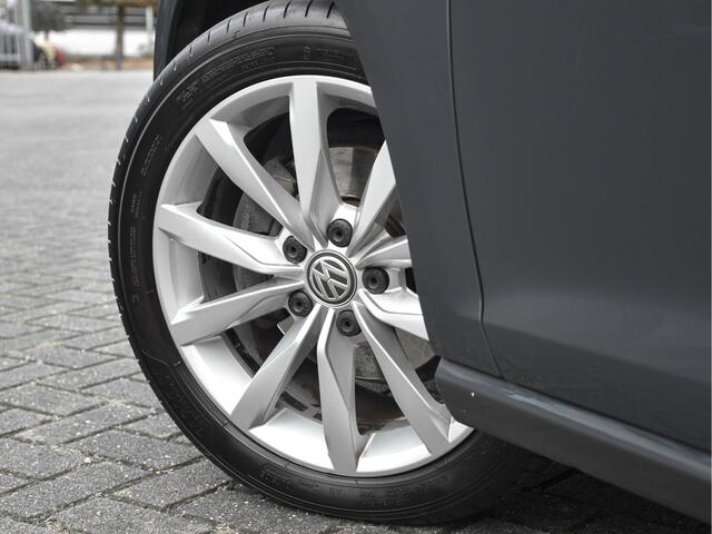 Volkswagen GOLF Variant 1.4 TSI 126pk Connected Series Massagestoelen+verw. Cruise Navi Camera Park.sens V+A