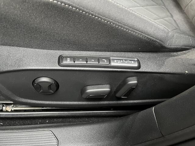 Volkswagen GOLF Variant 1.5 eTSI Style / AUTOMAAT/ PANO/ ELEKTR. TREKHAAK/ ELEKTR. STOEL./ MATRIX/ ADAPT. CRUISE/ DIGITAL DASH/ NAVI/ PARK. SENSOREN/ APP-CONNECT/ NAVI