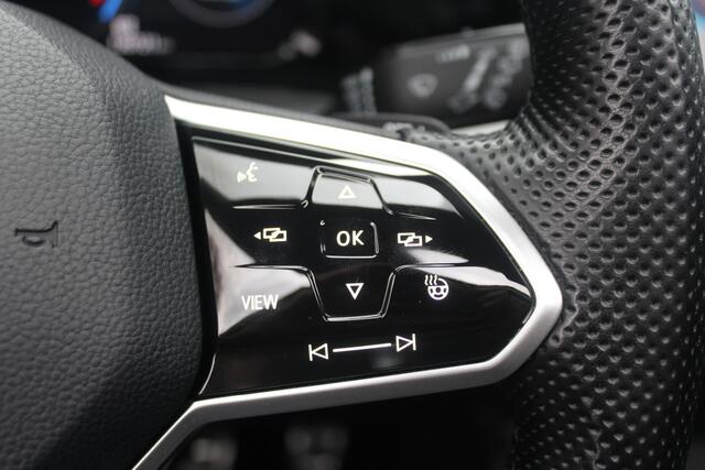 Volkswagen GOLF 1.4 eHybrid GTE - CARPLAY - PANODAK - 18 INCH - FULL LED - VIRT. COCKPIT -