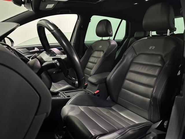 Volkswagen GOLF 2.0 TSI 4Motion R - Pano - Carplay - Dynaudio - Lane assist