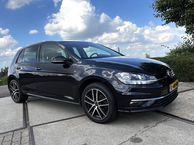 Volkswagen GOLF 1.0 TSI Trendline