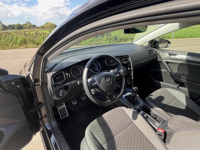 Volkswagen GOLF 1.0 TSI Trendline