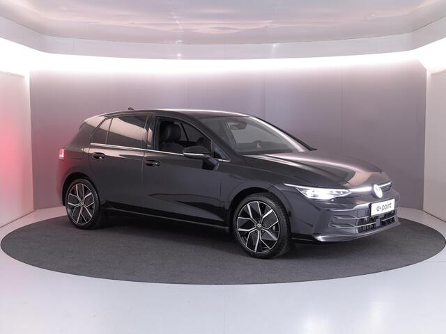 Volkswagen GOLF 1.5 eTSI 50 Jahre Edition 150 pk Automaat (DSG) | Navigatie | Panoramadak | Parkeersensoren | Achteruitrijcamera | Matrix LED koplampen | Stoelverwarming |