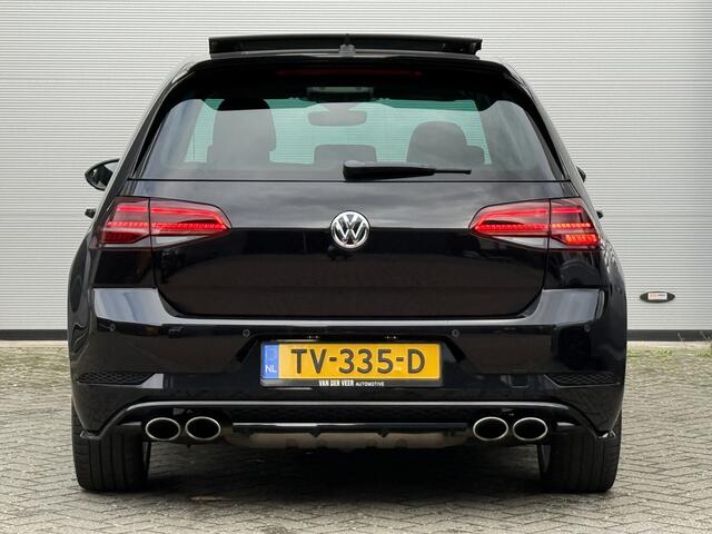 Volkswagen GOLF 1.5 TSI Highline Business R | Apple Carplay | Panoramadak | ACC