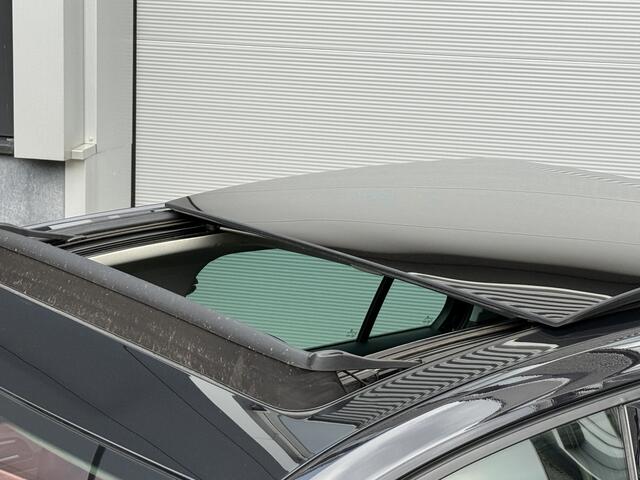 Volkswagen GOLF 1.5 TSI Highline Business R | Apple Carplay | Panoramadak | ACC