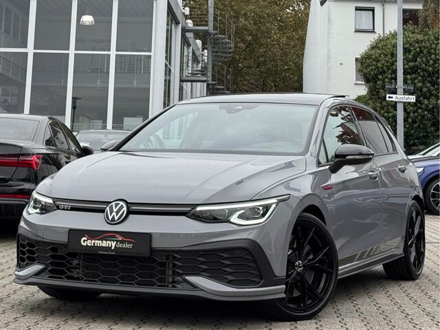 Volkswagen GOLF 2.0TSI 300PK GTI Clubsport Pano HUD iQ-Light H&K 19-inch Sfeerverl. Stoel+Stuurverw. VOL!!