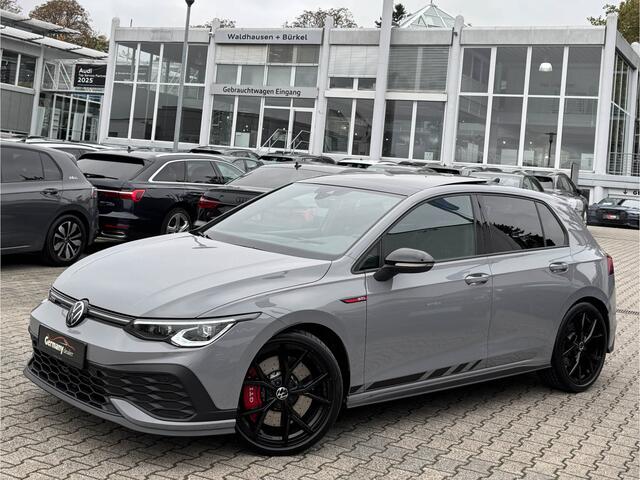 Volkswagen GOLF 2.0TSI 300PK GTI Clubsport Pano HUD iQ-Light H&K 19-inch Sfeerverl. Stoel+Stuurverw. VOL!!